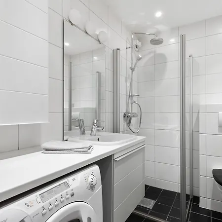 Apartment Bak Bryggen, Moderne 2 Soverom Med Balkong Bergen