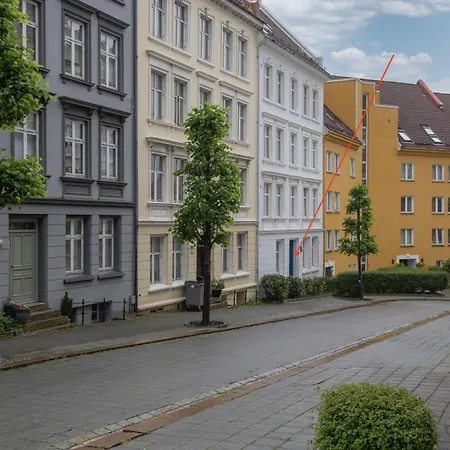 Bak Bryggen, Moderne 2 Soverom Med Balkong